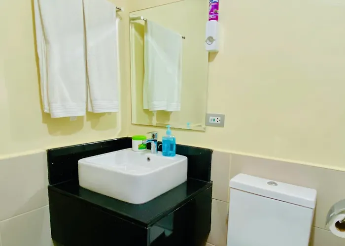Azalea 1br - Pool, Gym, Wifi, Netflix, Ac, Kitchen, Ayala Mall 아파트 *